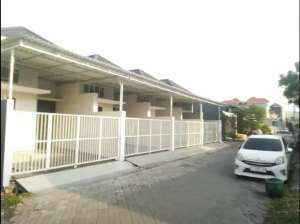 Miliki Rumah Cluster Syariah Free Canopi Di Rungkut, Medokan Ayu, OERR lokasi di Rungkut, tersedia melalui melalui situs Olx