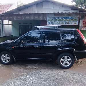 Jual bekas mobil xtrail AT 2003 T30, second,lokasi di Kab. Karawang