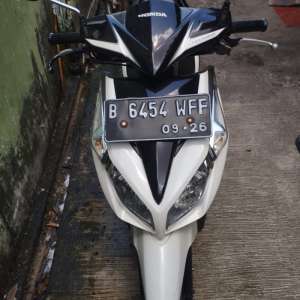 Jual bekas motor bekas Vario tecno tahun 2011,lokasi di Tangerang