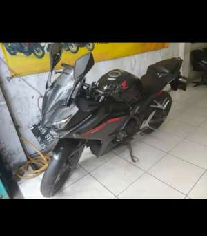 Jual bekas Motor Honda Cbr150r,lokasi di Tanjung Priok