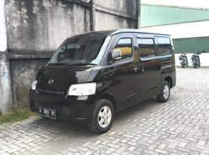 Jual bekas MULUSbanBARU MURAH Daihatsu Granmax minibus 2022 Gran max mini bus AC,lokasi di Jakarta DKI