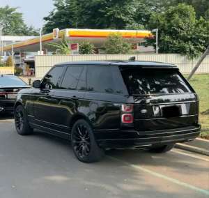 Jual bekas MURAH BLACK EDITION Range Rover Vogue 2018 autobiography 2017 sport se,lokasi di 