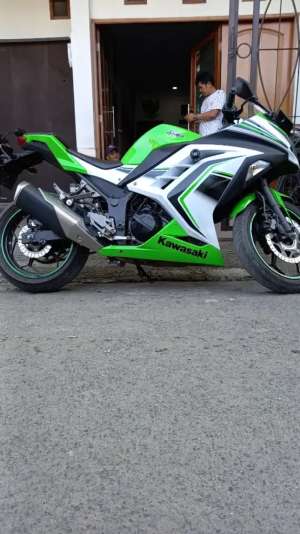 Jual bekas Ninja 250 FI ABS SE 2016 low Km,lokasi di Andir