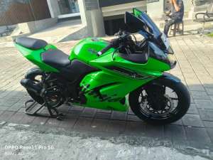Jual bekas Ninja 250cc tahun 2012,lokasi di Denpasar Utara