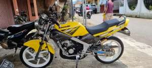 Jual bekas Ninja R modifikasi ninja S,lokasi di Baros