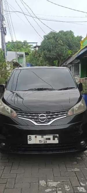 Jual bekas Nissan Evalia SV 1.5 MT low kilometer,lokasi di 