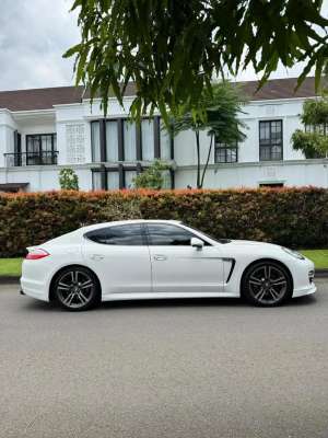 Jual bekas Porsche Panamera 2012 Bensin,lokasi di 