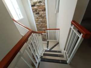 rumah cantik colomadu lokasi di Laweyan, tersedia melalui melalui situs Olx