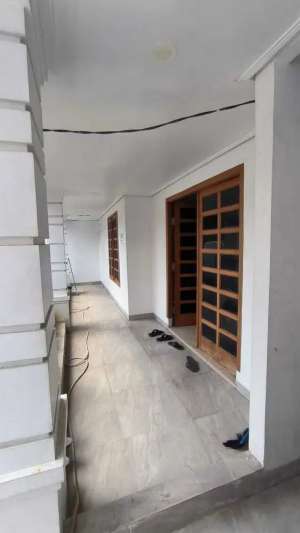 Rumah di komplek Pondok Kopi Duren Sawit Dekat Tol dan sts KA Buaran lokasi di Duren Sawit, tersedia melalui melalui situs Olx