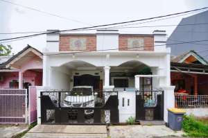 Rumah LT 90 di Bekasi 10 Menit ke RS Mustika Medika Siap Huni J-21354 lokasi di Mustika Jaya, tersedia melalui melalui situs Olx