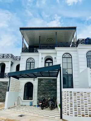 Rumah Mewah Cibubur, 3 Menit ke LRT Harjamukti, Akad Cuma 2,5 Juta lokasi di Cimanggis, tersedia melalui melalui situs Olx