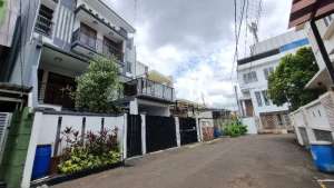 RUMAH MEWAH PALMERAH RESIDENCE FULL FURNISH DIBAWAH HARGA PASAR lokasi di Palmerah, tersedia melalui melalui situs Olx
