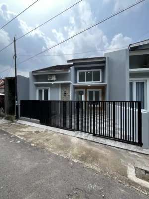 Rumah Murah Strategis Dekat Pamella 7 Kawasan Perumahan Purwomartani lokasi di Depok, tersedia melalui melalui situs Olx