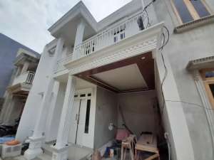 Rumah New Ciputat 2 Lantai Siap Huni Dpn Tol Pamulang lokasi di Ciputat, tersedia melalui melalui situs Olx