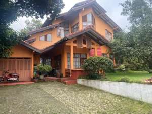 Rumah Nuansa Villa Di Komplek Katumiri Cihanjuang Bandung Barat lokasi di Parongpong, tersedia melalui melalui situs Olx