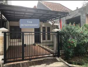 Rumah Palem Semi Karawaci Tangerang, Lokasi Strategis, Bebas Banjir lokasi di Karawaci, tersedia melalui melalui situs Olx