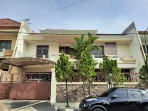 Rumah Terawat 350m2 Di Sutorejo Prima Surabaya Timur lokasi di Mulyorejo, tersedia melalui melalui situs Olx