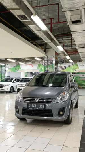 Jual bekas Suzuki Ertiga GX AT 2014 suzukiertiga mobilbekassuzuki ertiga2014,lokasi di 