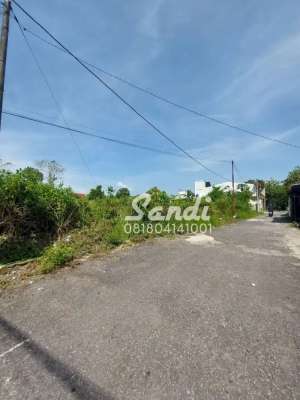 Tanah Hook Tepi Jl. Palagan dekat SD Negeri Rejodani lokasi di Ngaglik, tersedia melalui melalui situs Olx