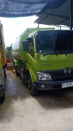 Jual bekas Tangki Hino Dutro HDx 2024 Nik 2022 Tangki,lokasi di 