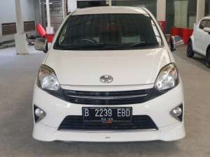 Jual bekas TOYOTA AGYA G TRD 1.0 AT 2016 PUTIH - LOW KM - CASHCREDIT,lokasi di Banten