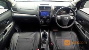 Jual bekas Toyota Avanza 1.5 Veloz MT 2018 Putih,lokasi di Kota Palembang