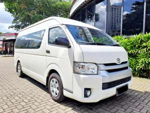 Jual bekas Toyota Hiace Hi-Ace Commuter 16 Seats Diesel MT 2019,lokasi di Banten
