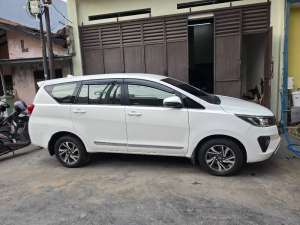 Jual bekas Toyota Kijang Innova Inova Reborn G AT Matic Tahun 2021 Putih , 2022,lokasi di 