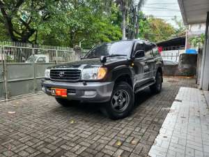 Jual bekas Toyota Land Cruiser VX100 Limited Matic Diesel VX 100 Hitam,lokasi di 