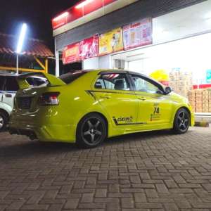 Jual bekas toyota limovios x taxi full custom,lokasi di Bekasi