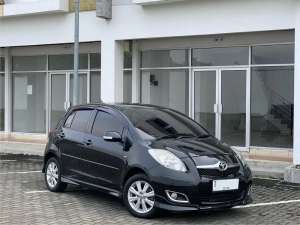 Jual bekas Toyota Yaris 1.5 S MT Tahun 2011, good condition,lokasi di 