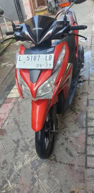 Jual bekas Vario 125 th 2014 mulus pjk baru,lokasi di Bubutan
