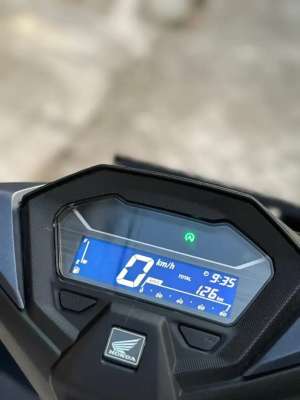 Jual bekas VARIO 160 2025 KM 120 PERAK ASLI GRESS LIKE NEW,lokasi di Tangerang