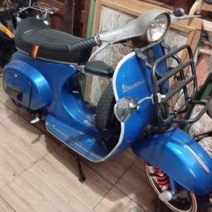 Jual bekas vespa darling full paper plat bali,lokasi di Kab. Gianyar