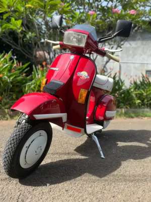 Jual bekas Vespa Excel Red Rosso Build T5,lokasi di Pamulang
