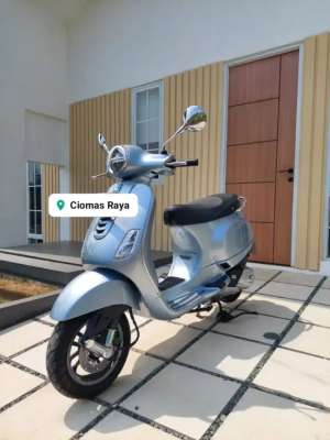 Jual bekas Vespa LX125 LIKE A NEW,lokasi di Ciomas