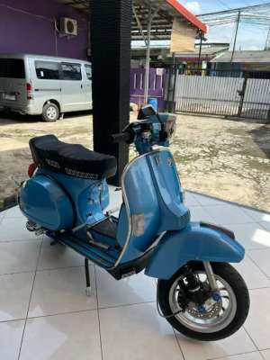 Jual bekas Vespa PX E full restorasi,lokasi di Cibubur