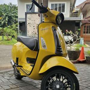 Jual bekas Vespa Sprint S I-Get ABS 150cc Thn 2019 Low km modif,lokasi di Jakarta Barat