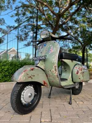 Jual bekas Vespa Sprint Veloce 150,lokasi di Tapos
