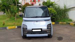 Jual bekas Wuling Air EV 2022 long range biru,lokasi di Jakarta DKI