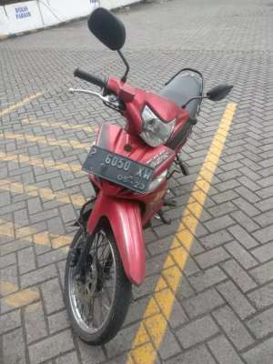 Jual bekas YAMAHA VEGA ZR 2013,lokasi di Karangpilang