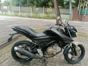 Jual bekas Yamaha vixion th 2017 surat lengkap,lokasi di Ciputat