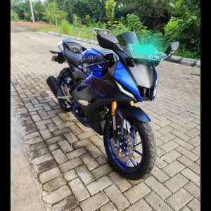Jual bekas Yamaha YZF R15 connected V4 tahun 2022,lokasi di Kab. Cianjur