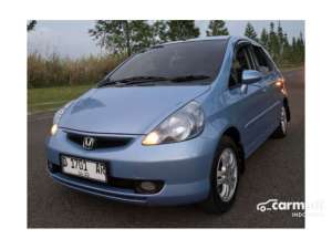 Jual bekas 2004 Honda Jazz 1,5 i-DSI Hatchback AT Siap Langsung Pakai CashCredit,lokasi di Jawa Barat