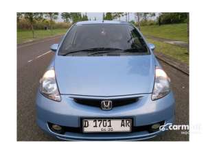 Jual bekas 2004 Honda Jazz 1,5 i-DSI Hatchback AT,lokasi di Jawa Barat