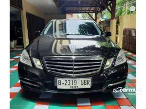 Jual bekas 2011 Mercedes-Benz E300 3.0 Avantgarde AMG SedanDP 15 jt ajah...,lokasi di DKI Jakarta