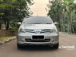 Jual bekas 2012 Nissan Grand Livina 1.5 Ultimate MPV Dp 15 Juta,lokasi di Jawa Barat