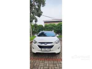 Jual bekas 2013 Hyundai Tucson 2.0 XG SUV PANORAMIC SUNROOF,lokasi di Jawa Barat