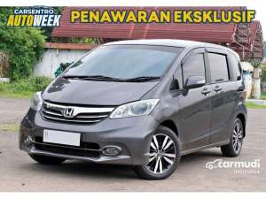 Jual bekas 2014 Honda Freed 1.5 E MPV,lokasi di Jawa Tengah