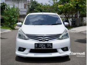 Jual bekas 2015 Nissan Grand Livina 1.5 Highway Star Autech MPVGARANSI 1 TAHUN,lokasi di Banten